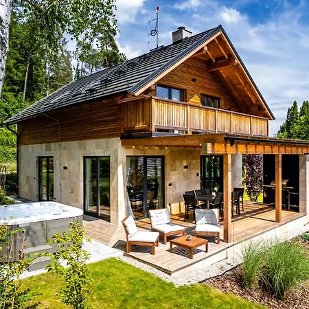 Kloucka Stribrna Skalice