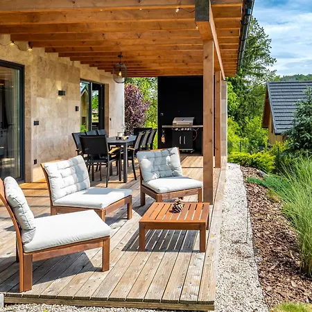 Kloucka * Stříbrná Skalice