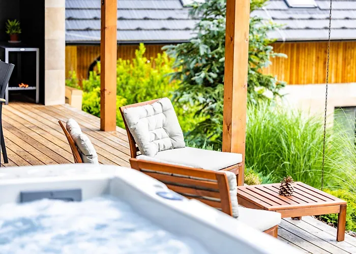 Villa Kloucka Stříbrná Skalice